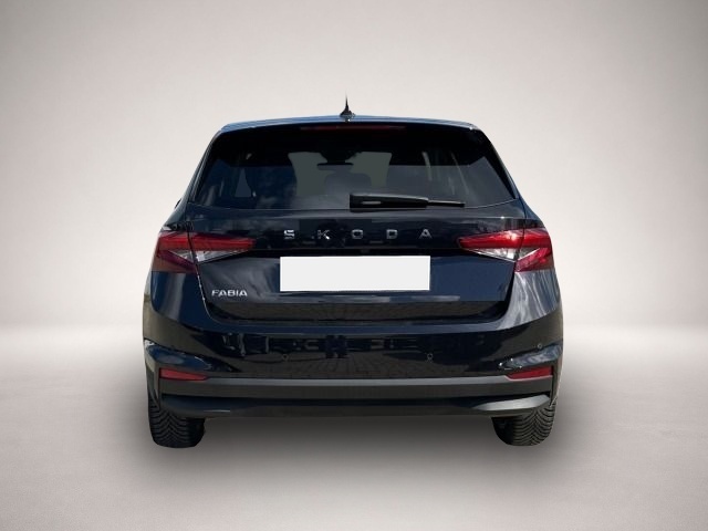Skoda Fabia (07/2025, Benzin)