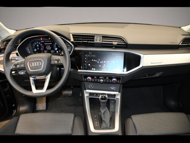 Audi Q3 (10/2025, )