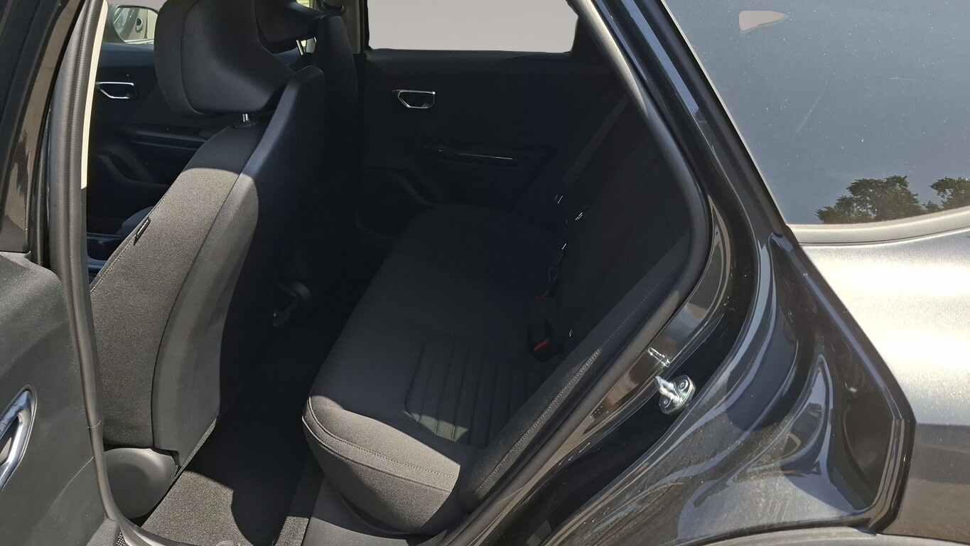 Kia K4, image 6 of 7