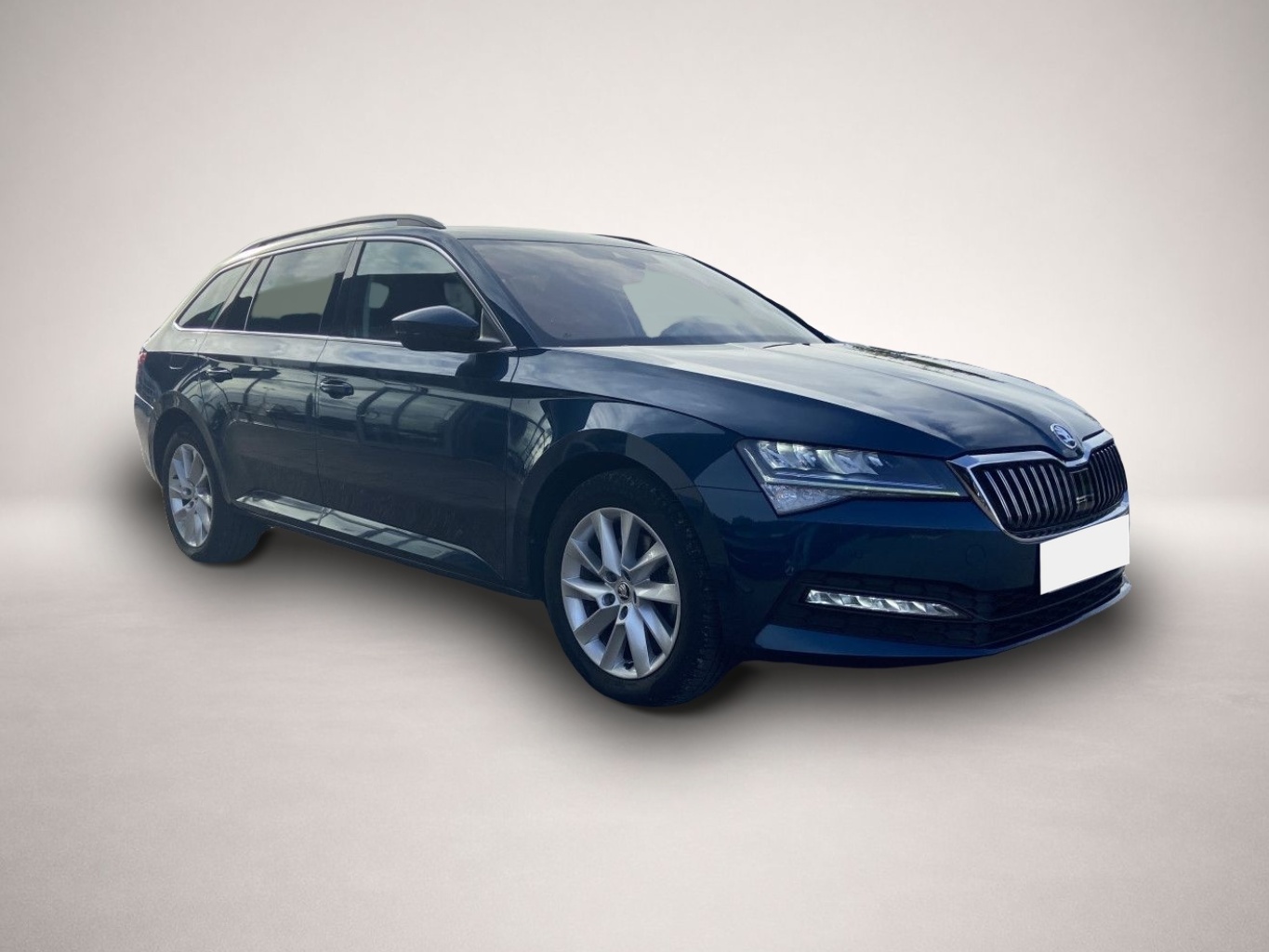Skoda Superb (06/2022, )