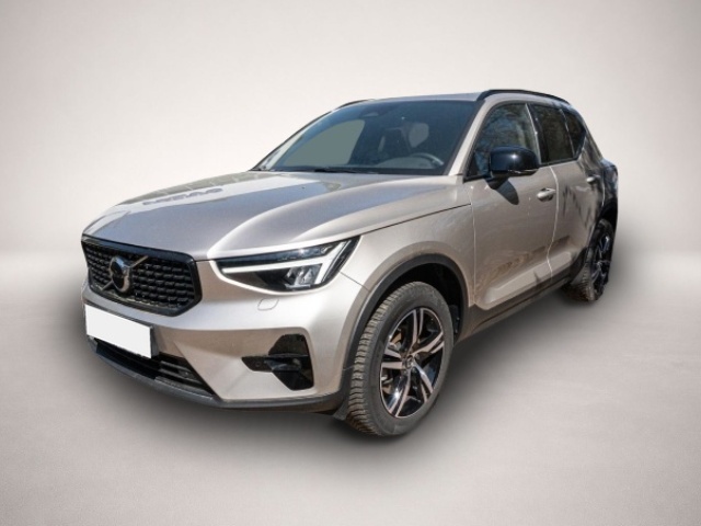 Volvo XC40 (12/2023, Benzin)