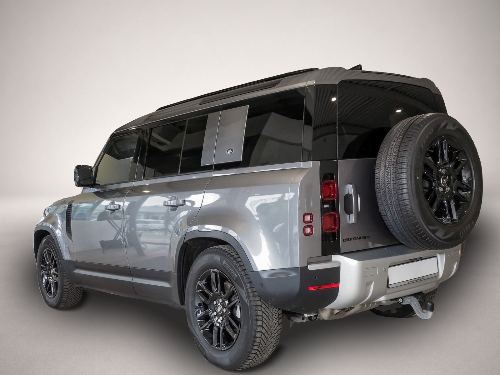 Land-Rover Defender (02/2024, Diesel)