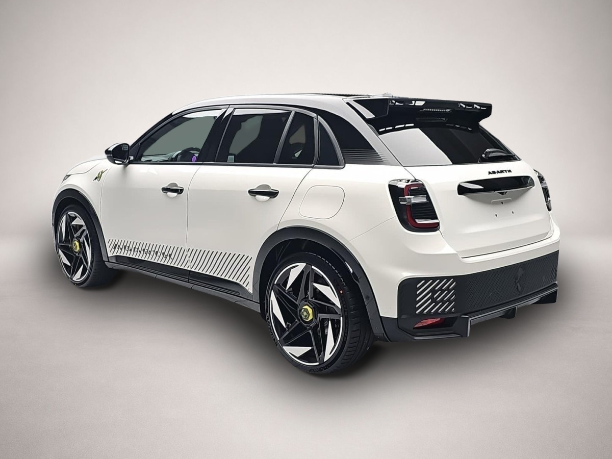 Abarth 600e, image 3 of 4