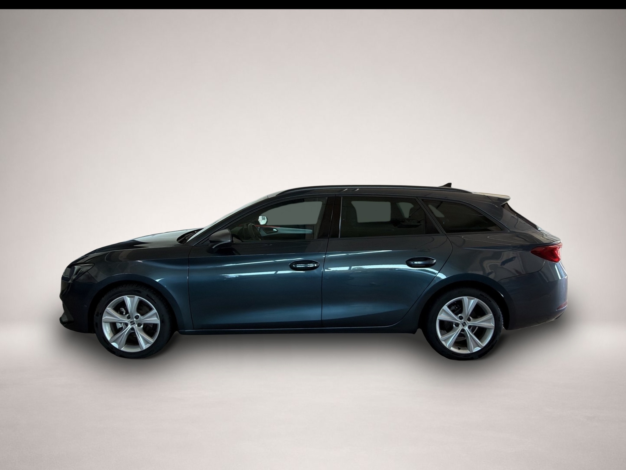 Seat Leon (08/2025, Benzin)