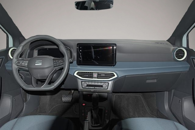 SEAT Arona, image 2 of 2