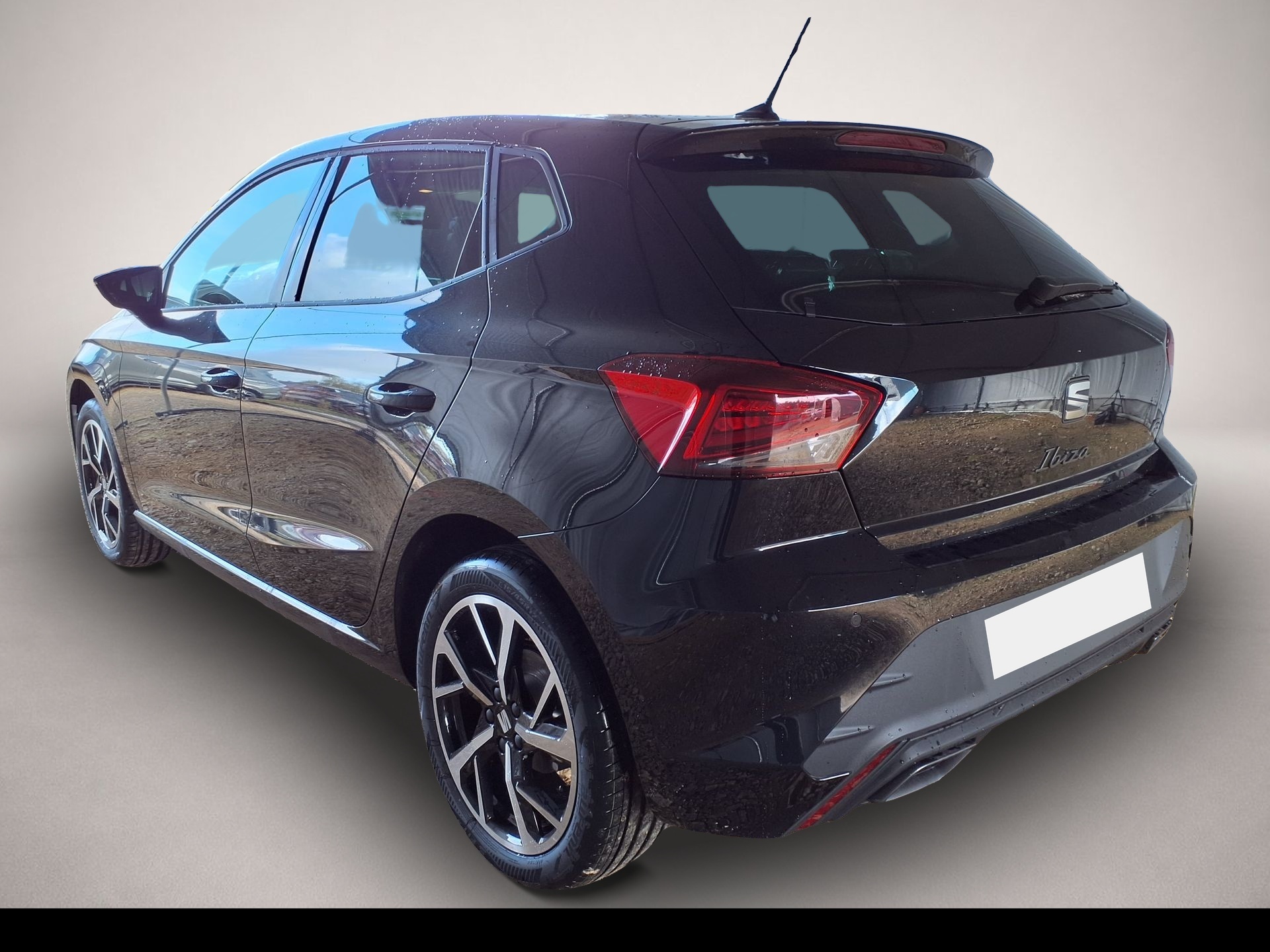 SEAT Ibiza, image 2 of 5