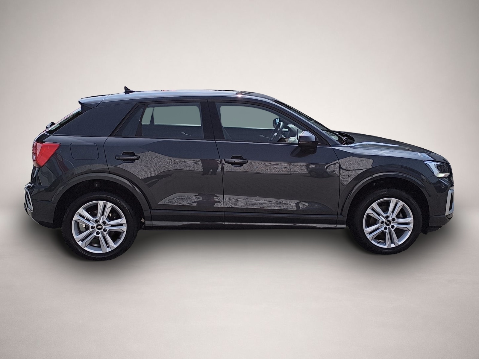 Audi Q2 (03/2024, Benzin)