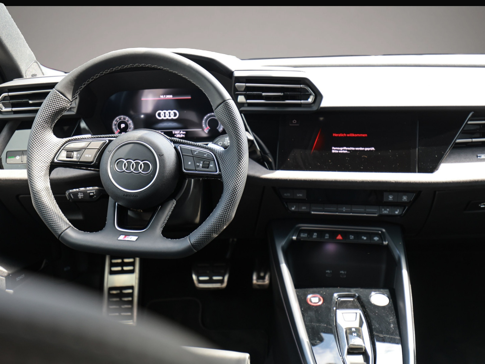 Audi S3 (05/2025, Benzin)