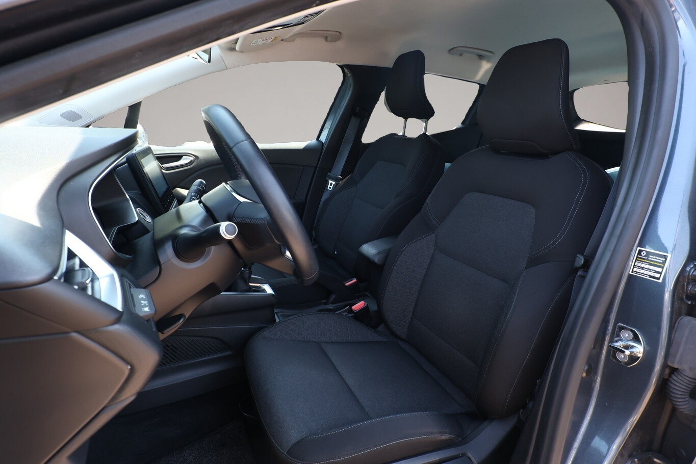 Renault Clio (08/2020, Benzin)
