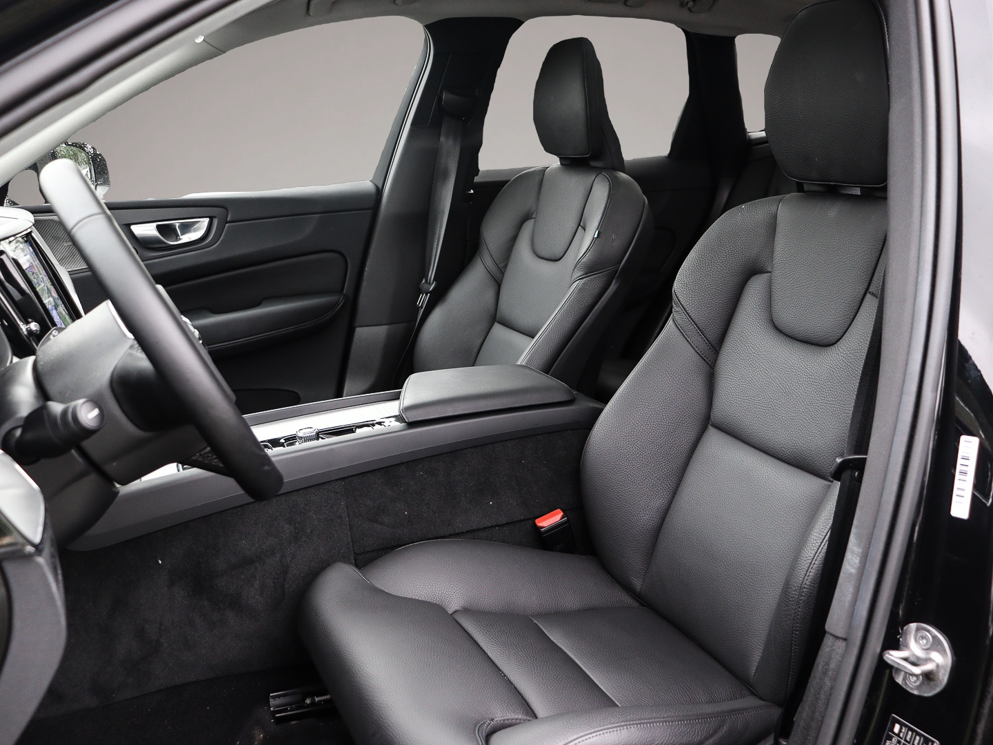 Volvo XC60 (02/2024, Hybrid (Benzin/Elektro))
