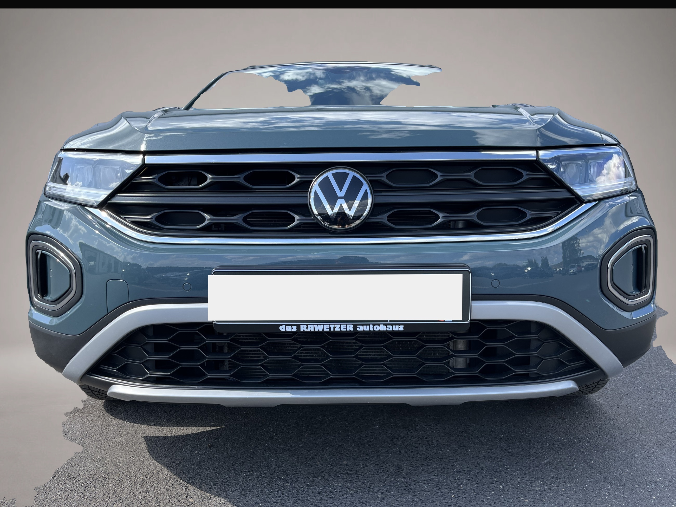 Volkswagen T-Roc (09/2025, Benzin)