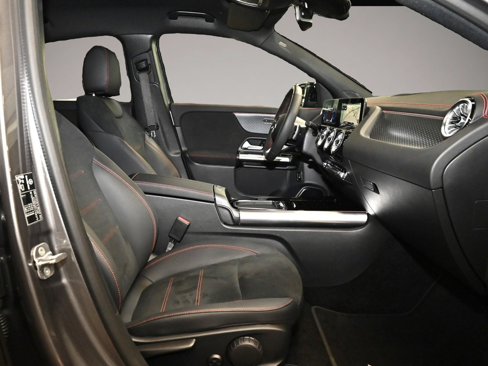 Mercedes-Benz EQA (03/2025, ELECTRIC)