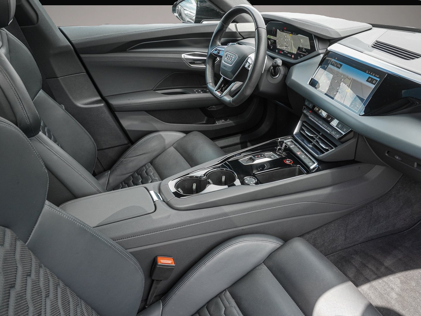 Audi RS e-tron GT (06/2023, ELECTRIC)