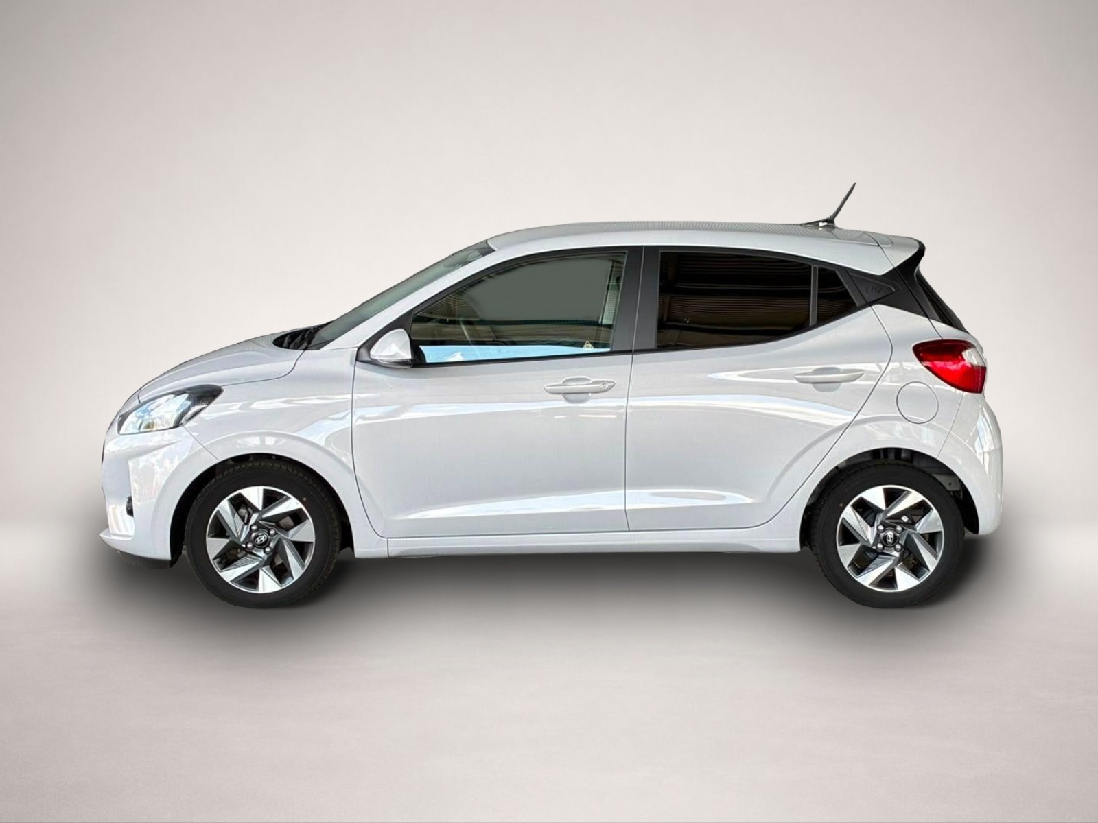 Hyundai i10 (06/2025, Benzin)