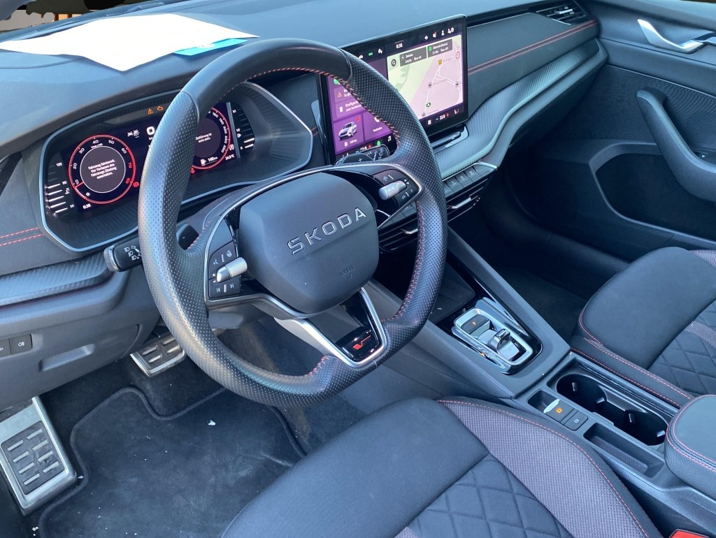 Skoda Octavia (03/2025, Benzin)