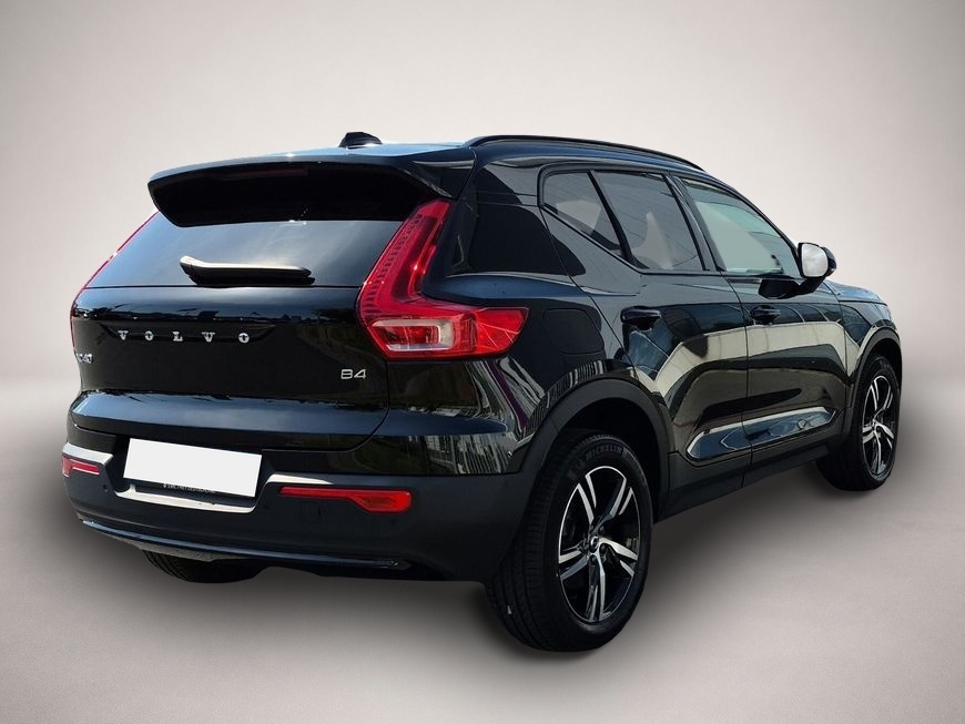 Volvo XC40 (08/2025, Benzin)