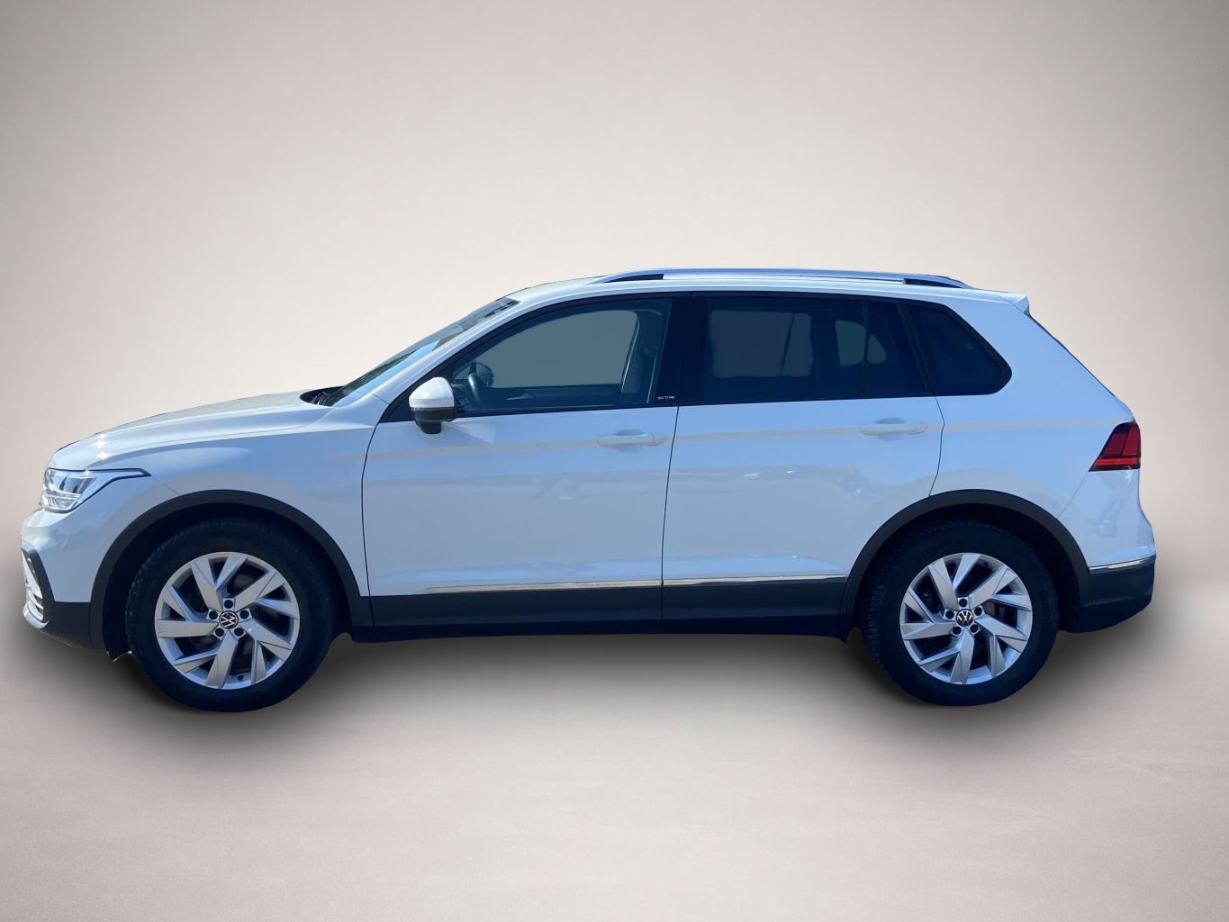 Volkswagen Tiguan (01/2023, )