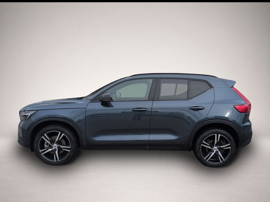 Volvo XC40 (09/2025, Benzin)
