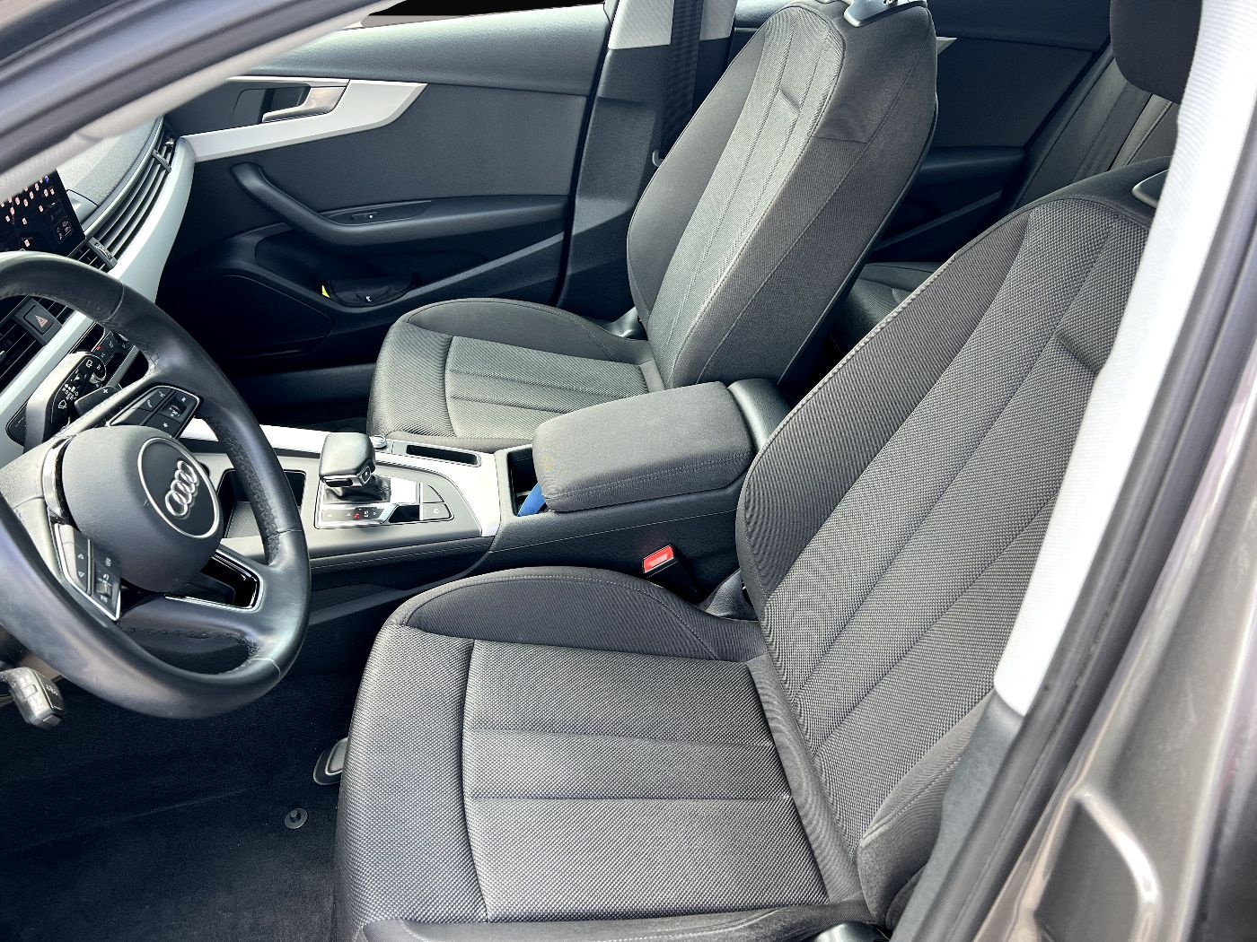 Audi A4 (02/2022, Diesel)