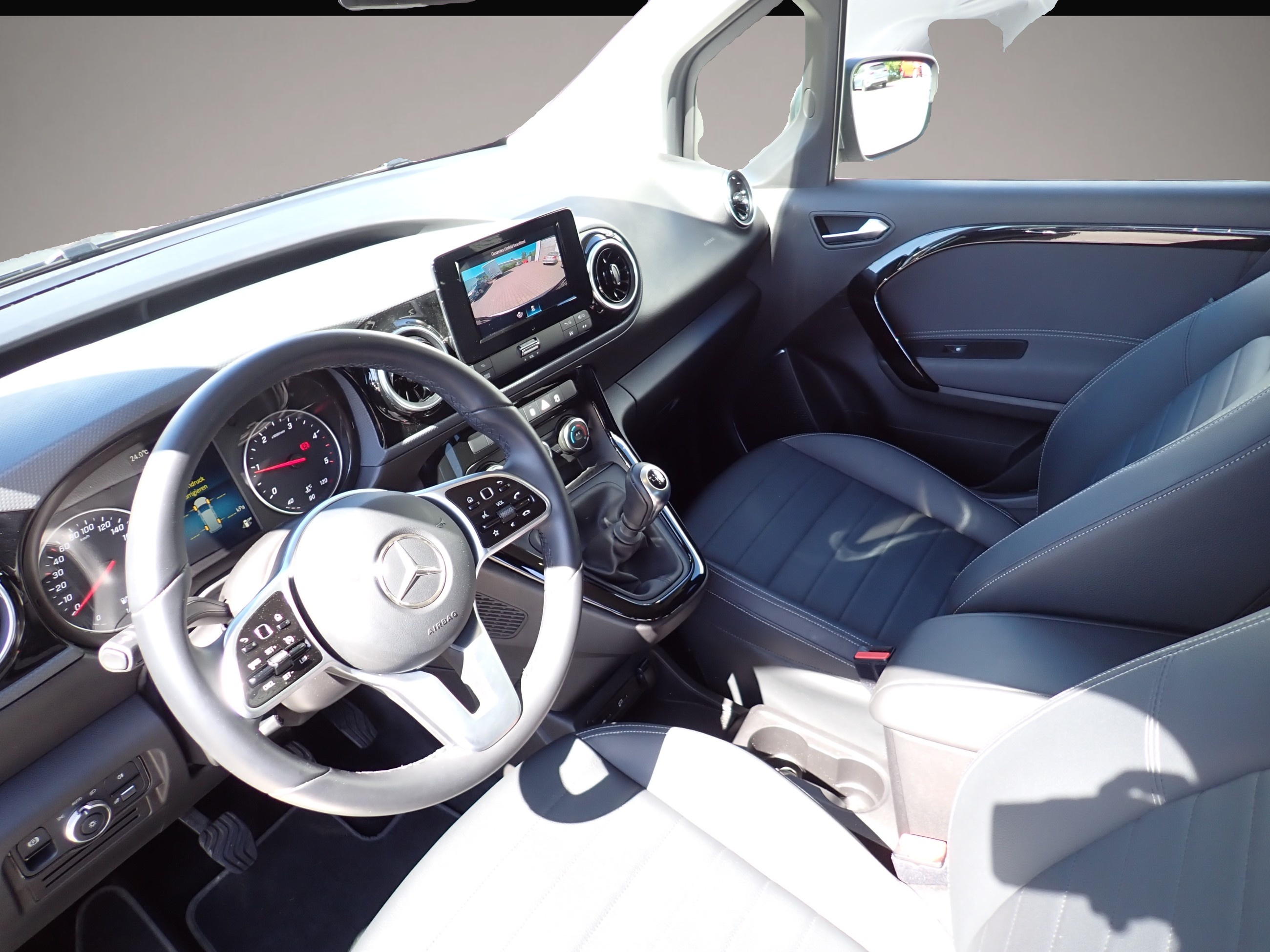 Mercedes-Benz T-Class (06/2023, )