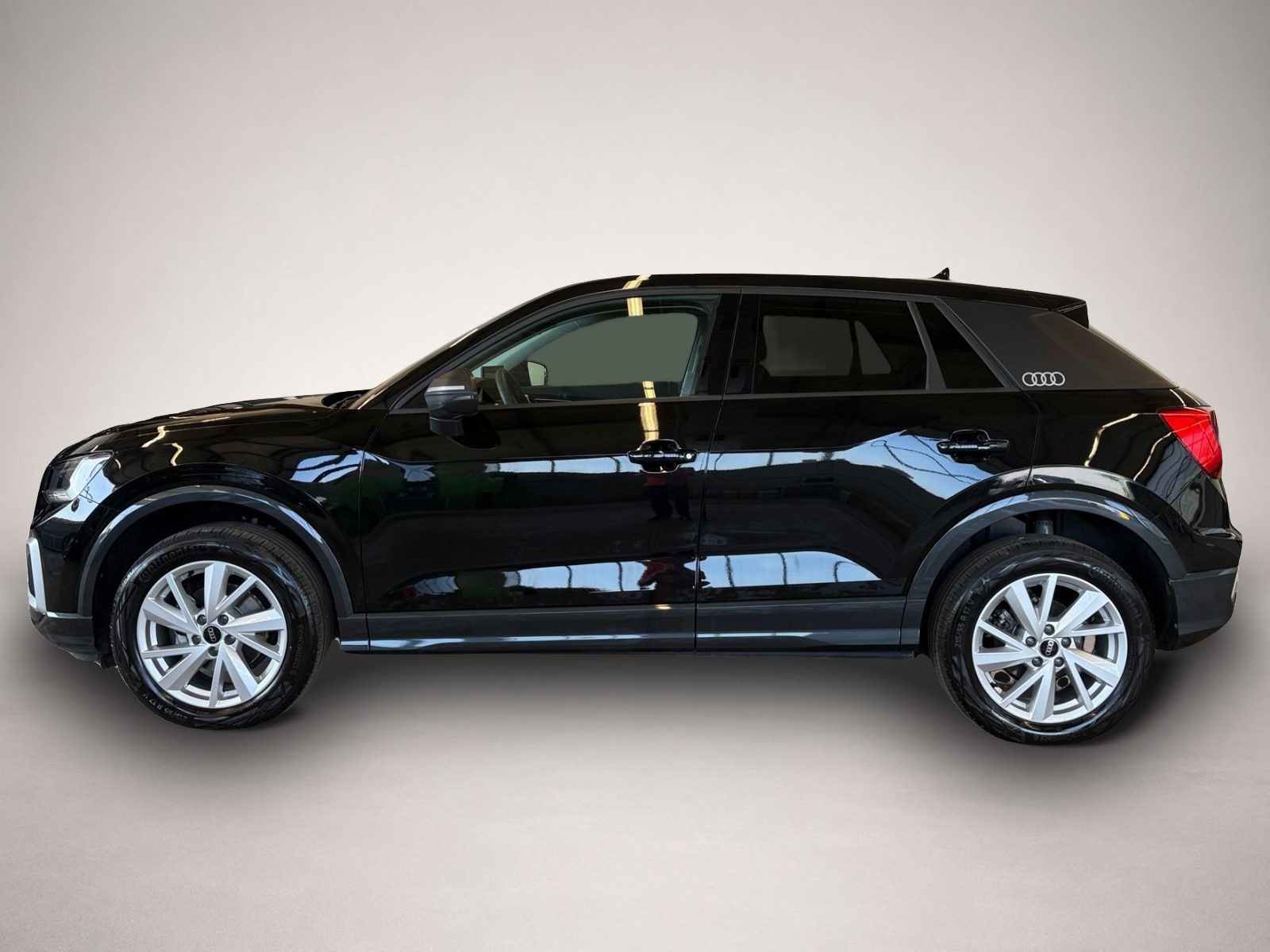 Audi Q2 (09/2025, Benzin)