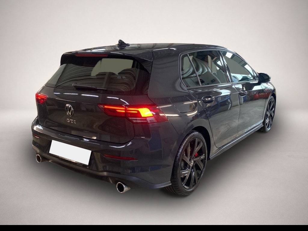 Volkswagen Golf (03/2024, Benzin)