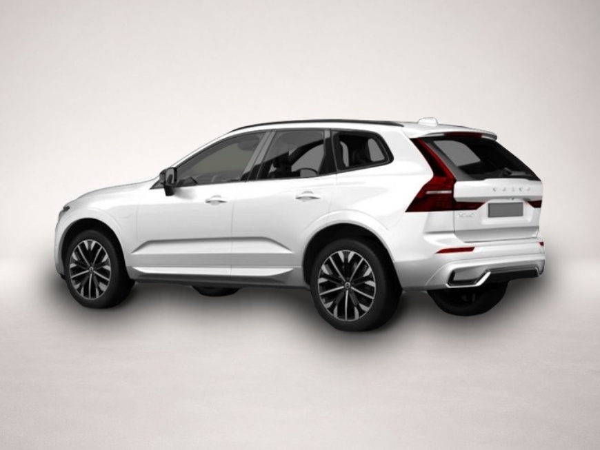 Volvo XC60 (02/2026, Benzin)
