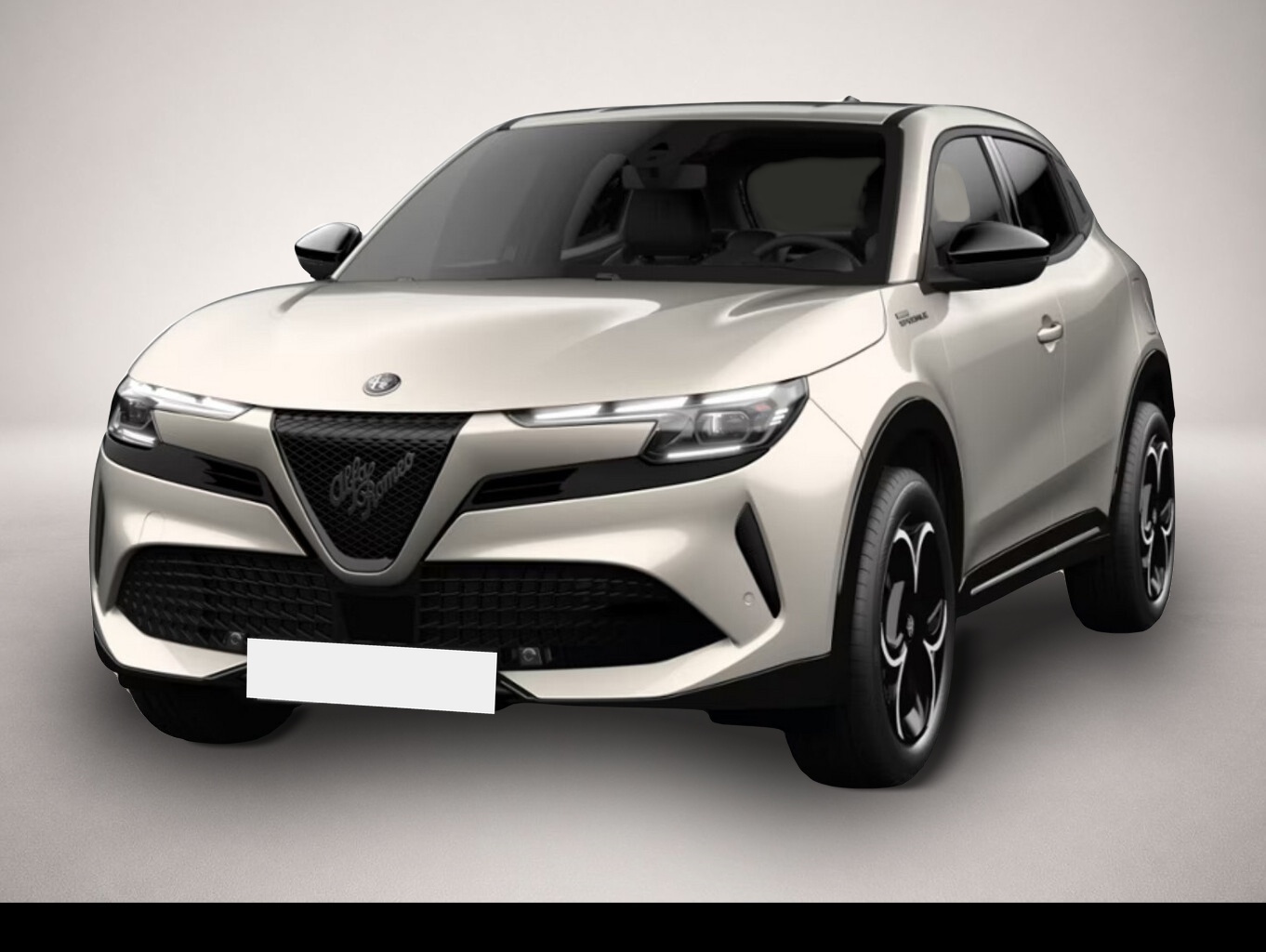 Alfa-Romeo Junior (06/2026, Benzin)