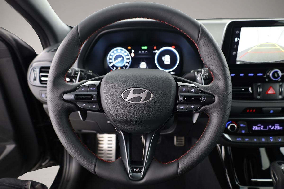 Hyundai i30 (11/2025, Benzin)