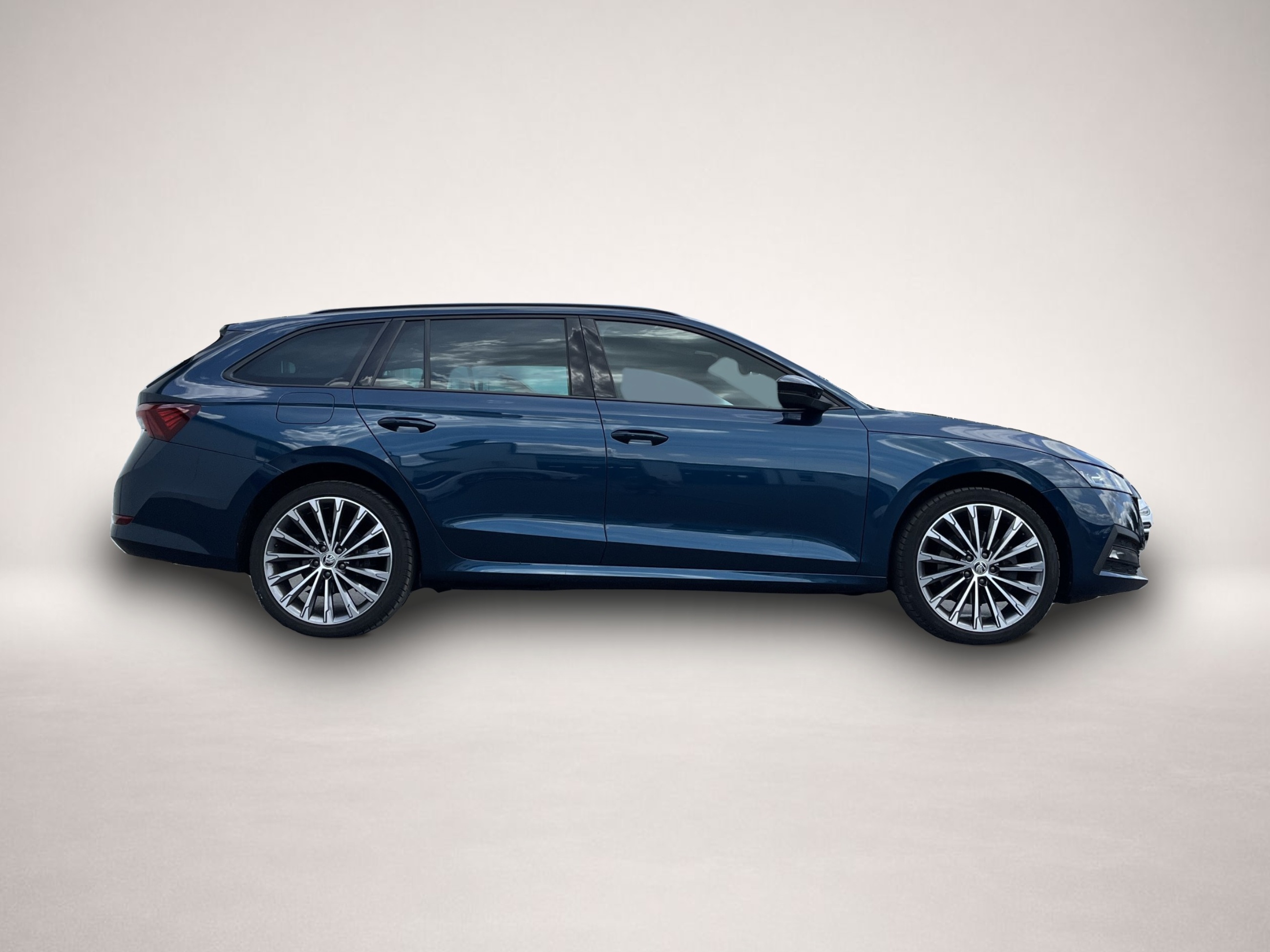 Skoda Octavia (12/2022, Hybrid (Benzin/Elektro))