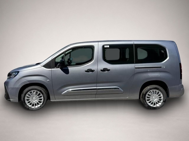 Toyota Proace City (08/2026, Benzin)