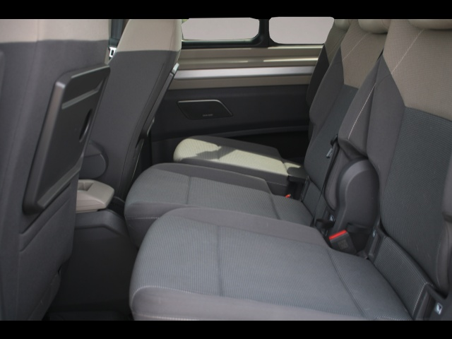 Volkswagen T7 Multivan (02/2023, )