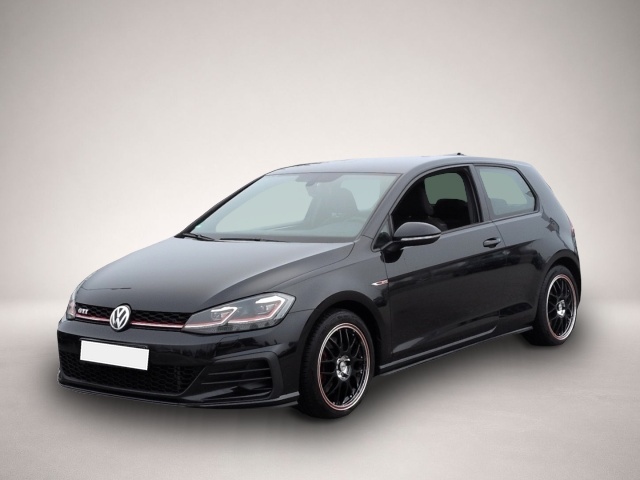 Volkswagen Golf (07/2017, Benzin)