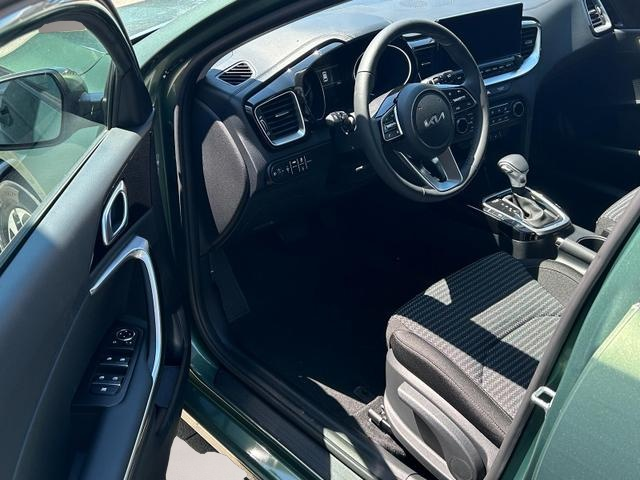 KIA cee'd / Ceed (12/2025, Benzin)