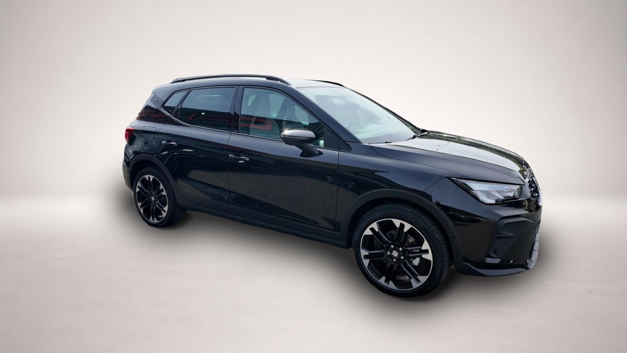 Seat Arona (03/2026, Benzin)