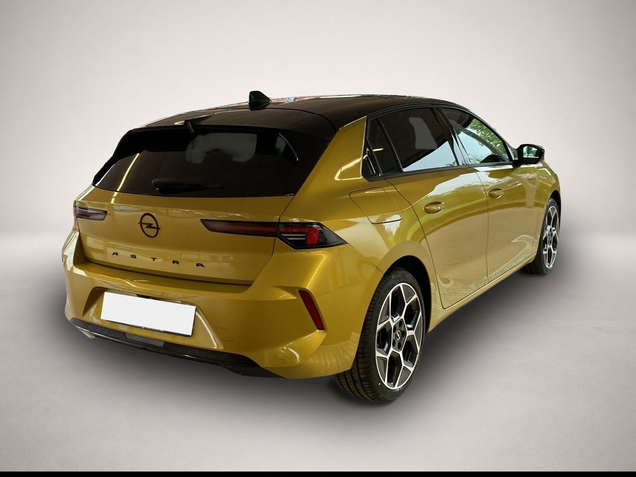 Opel Astra (06/2023, Benzin)