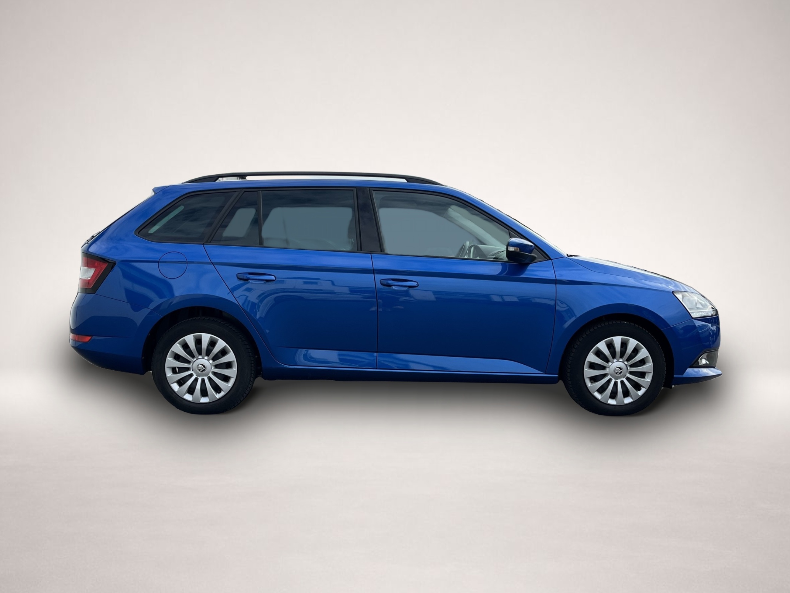 Skoda Fabia (11/2022, Benzin)