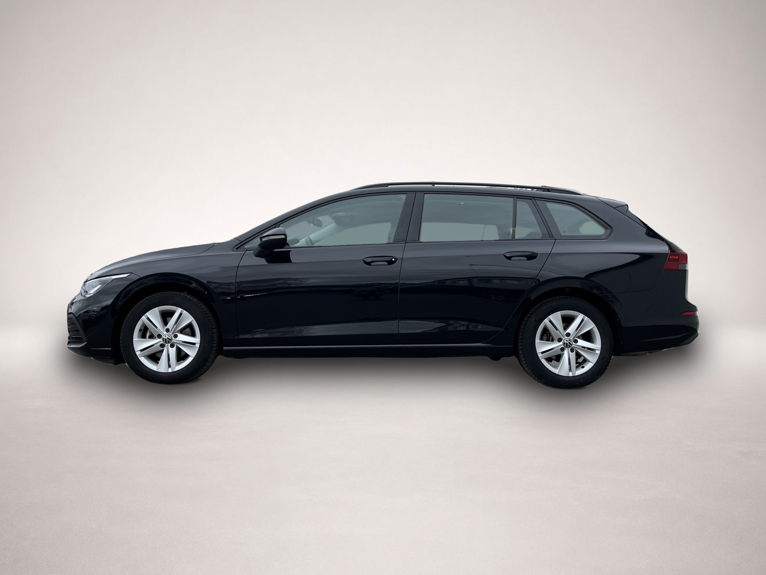 Volkswagen Golf (11/2023, Benzin)