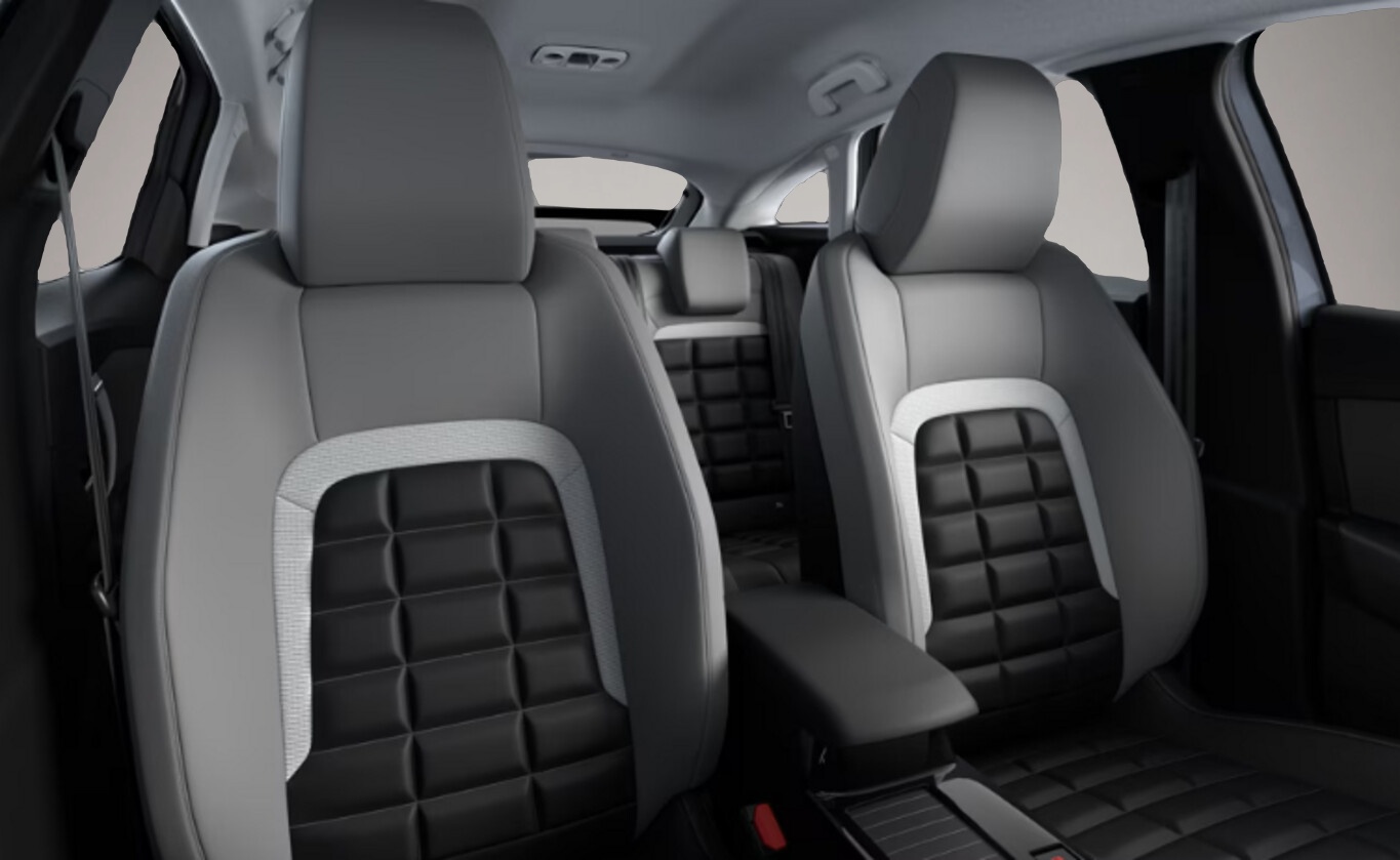 Citroen C4 (12/2025, Benzin)
