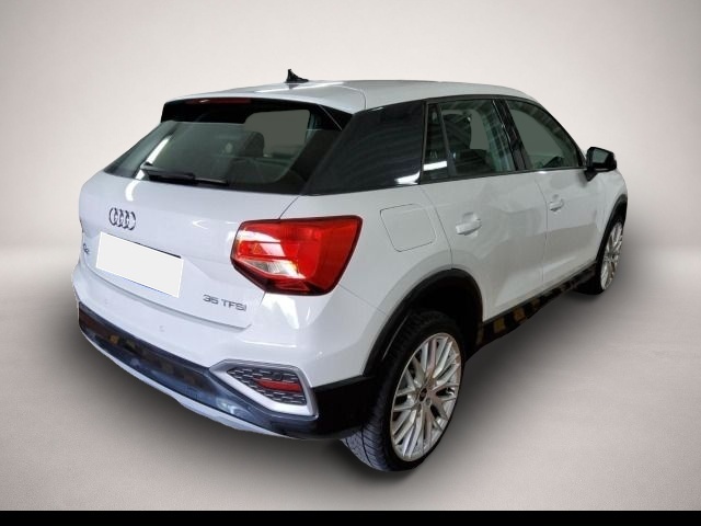 Audi Q2 (06/2023, Benzin)