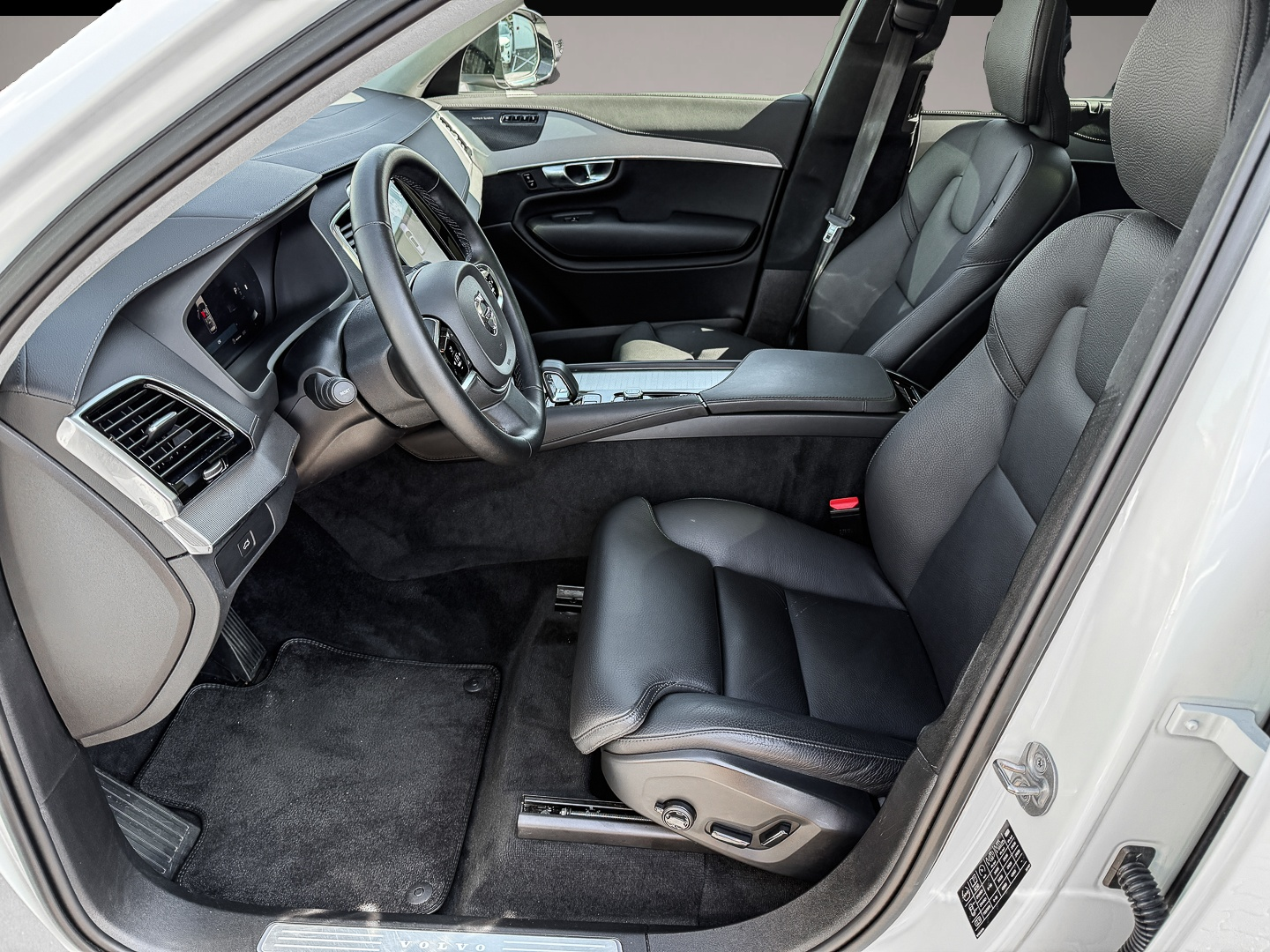Volvo XC90 (07/2023, Diesel)