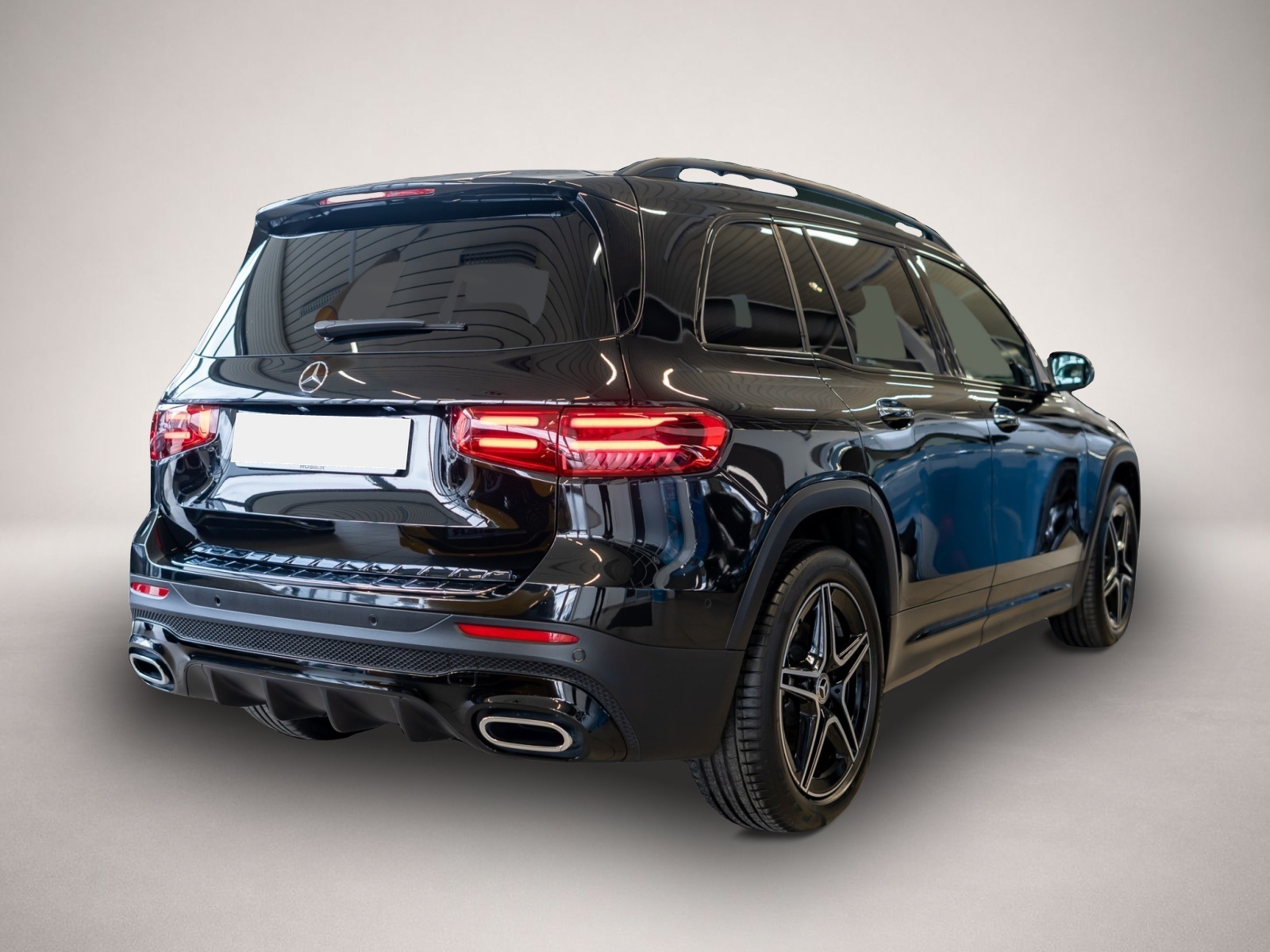 Mercedes-Benz GLB 250 (12/2024, Benzin)