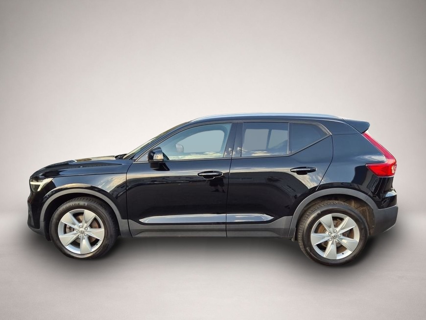 Volvo XC40 (03/2023, Benzin)