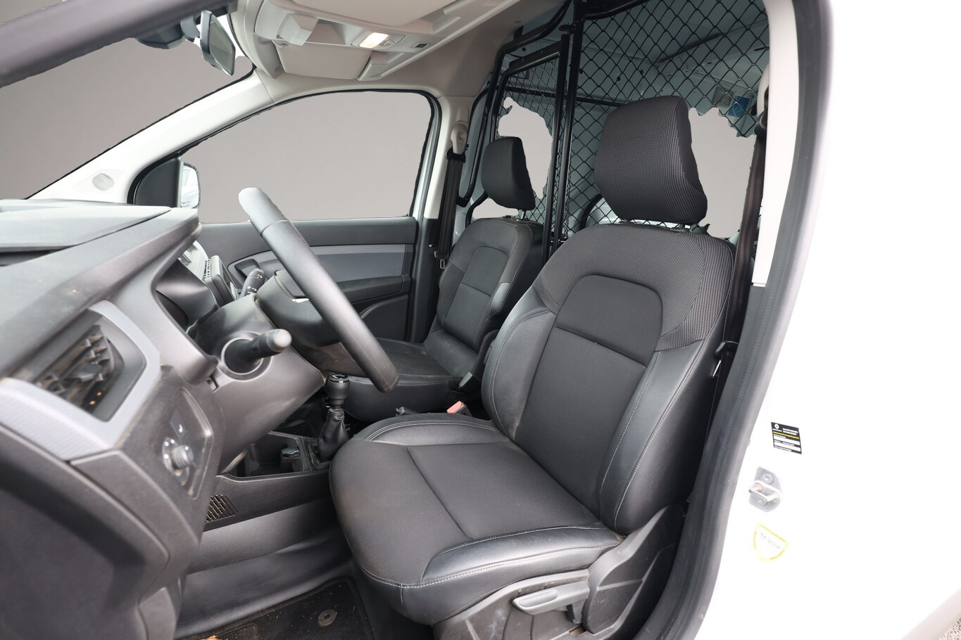 Renault Express (06/2023, Benzin)