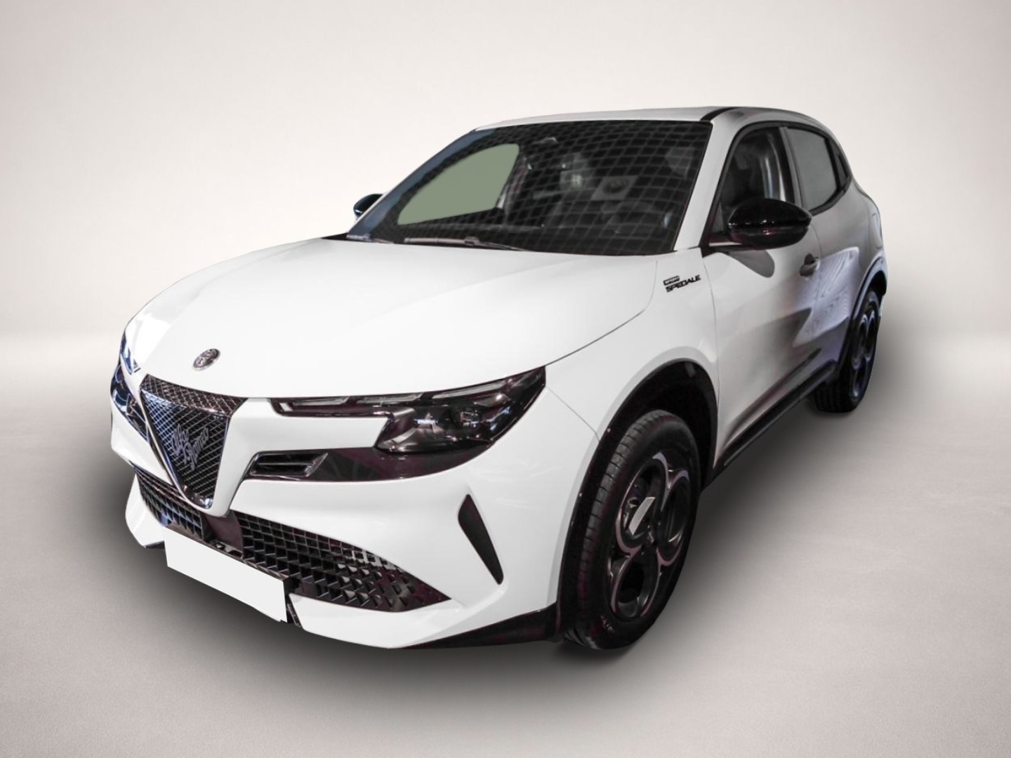 Alfa-Romeo Junior (03/2026, Benzin)