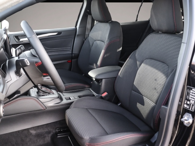 Ford Focus (03/2026, Benzin)
