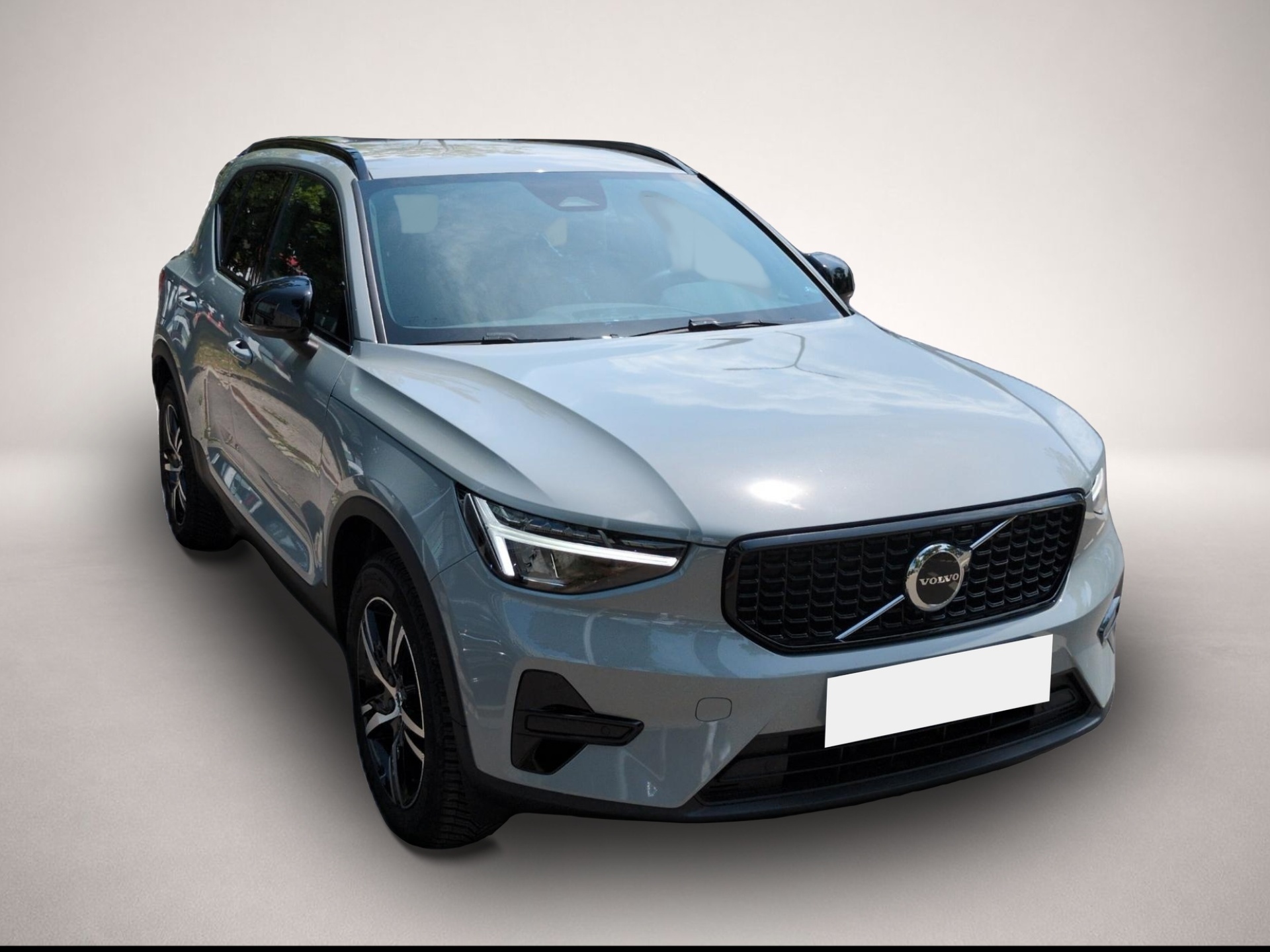 Volvo XC40 (04/2024, Benzin)