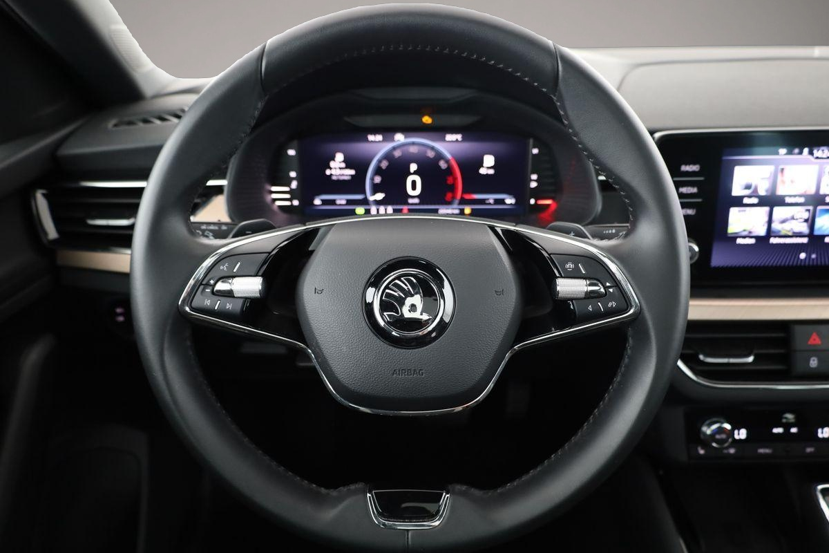 Skoda Scala (04/2023, Benzin)