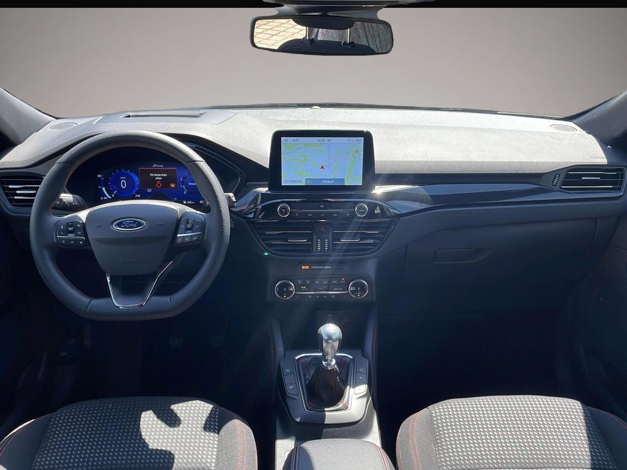 Ford Kuga (09/2023, Benzin)