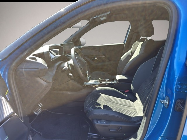 Peugeot 2008 (03/2024, Benzin)